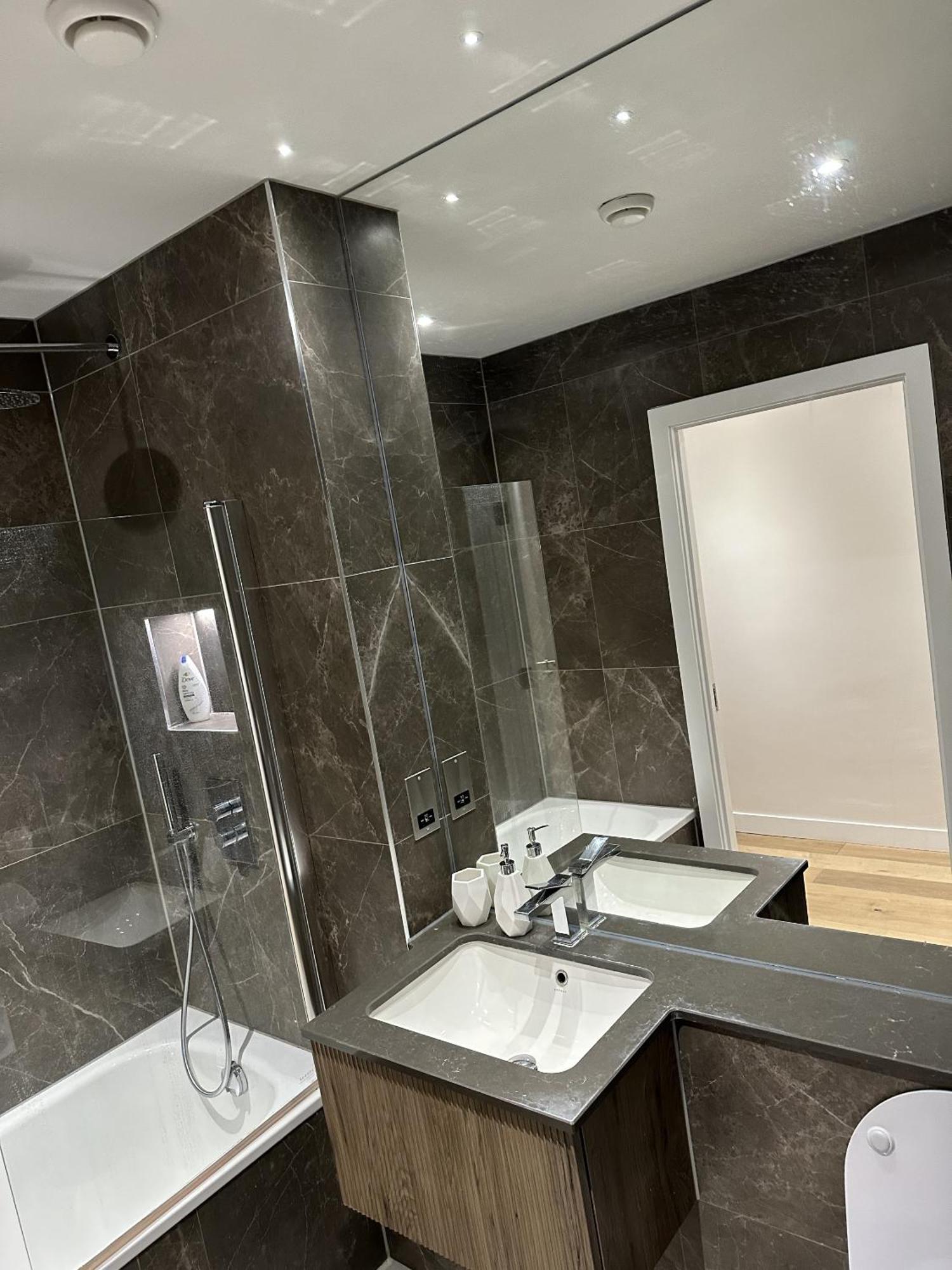 Richardson Deluxe Apartments ロンドン エクステリア 写真